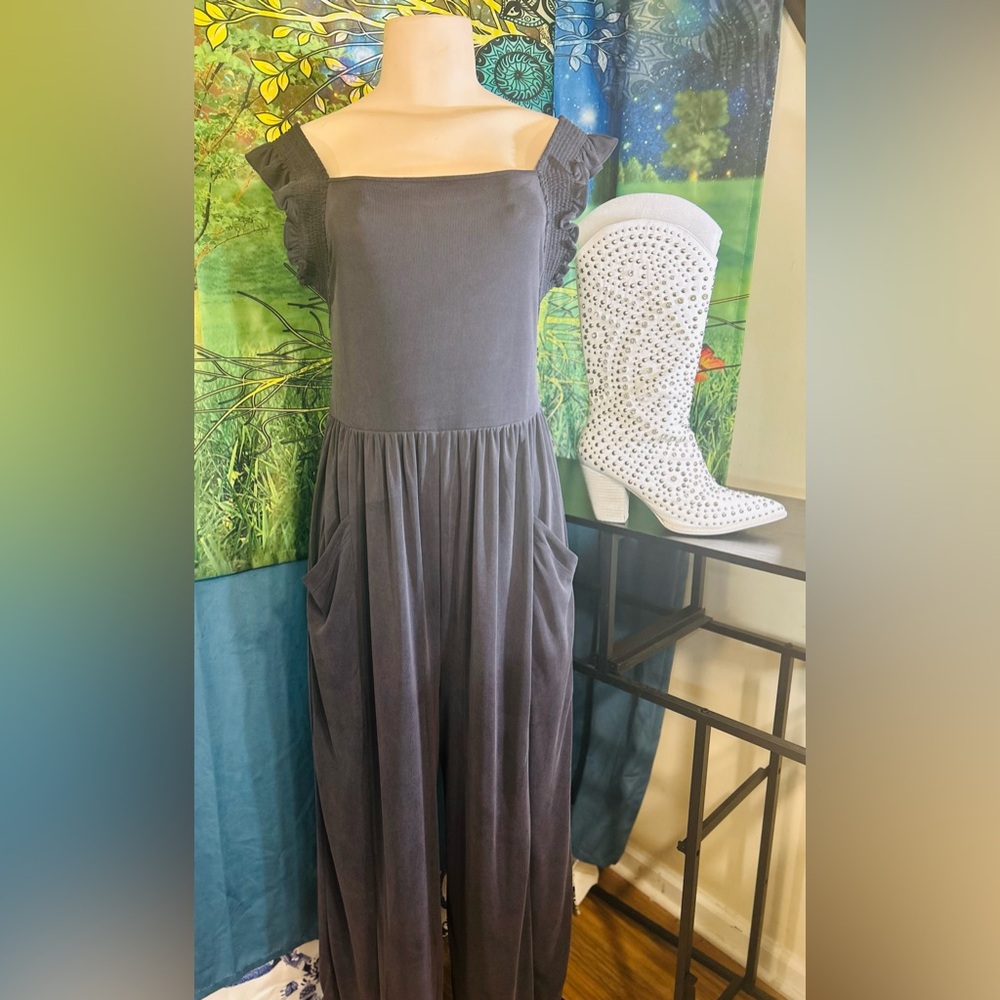 SOLD•Anthropologie Grey Ruffle Wide Leg Jumpsuit With Front Slanted Pockets